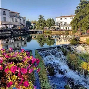 Balcon Sur La Sorgue Apartment